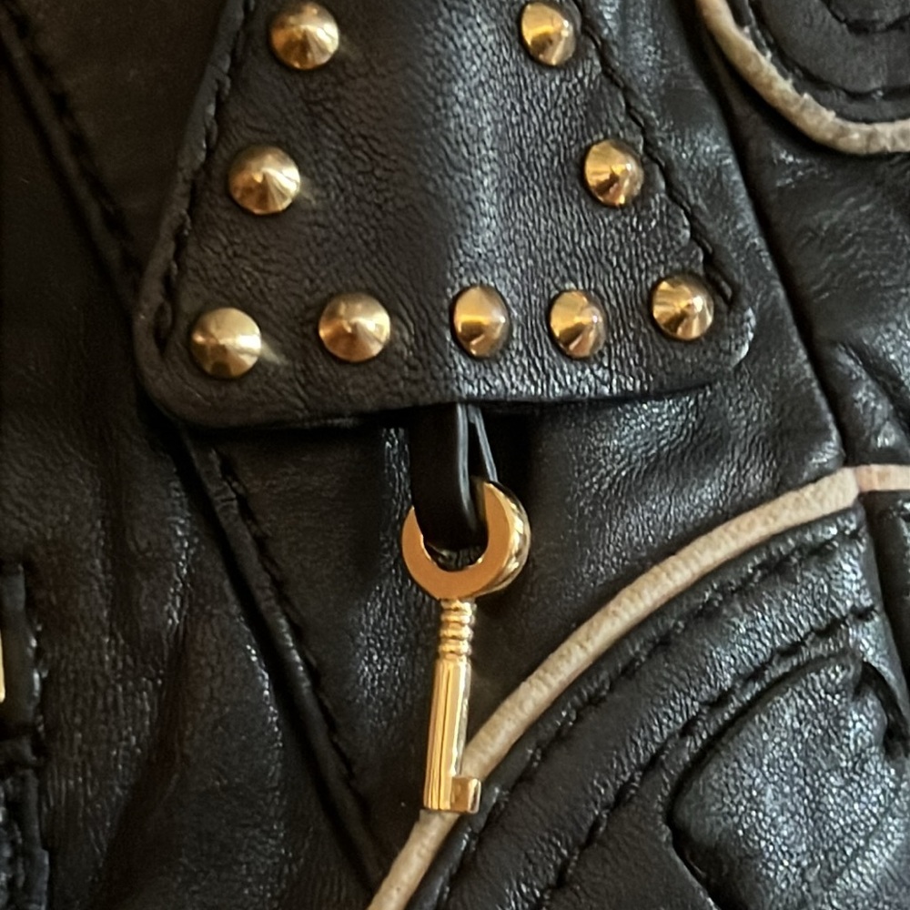 Betsey Johnson Vintage Black Lambskin Studded Shoulderbag Limited Edition - Picture 4 of 14